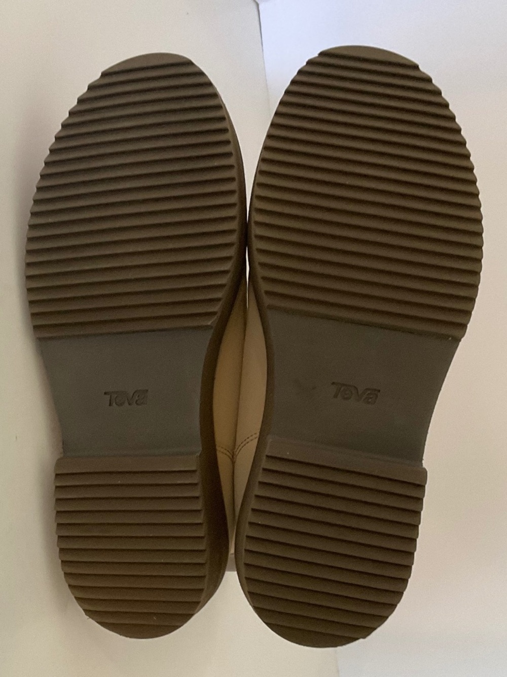 TEVA Midform Chelsea Chunky Platform Boot in Sesame Beige Water Repellent SZ 7.5 - Picture 7 of 8